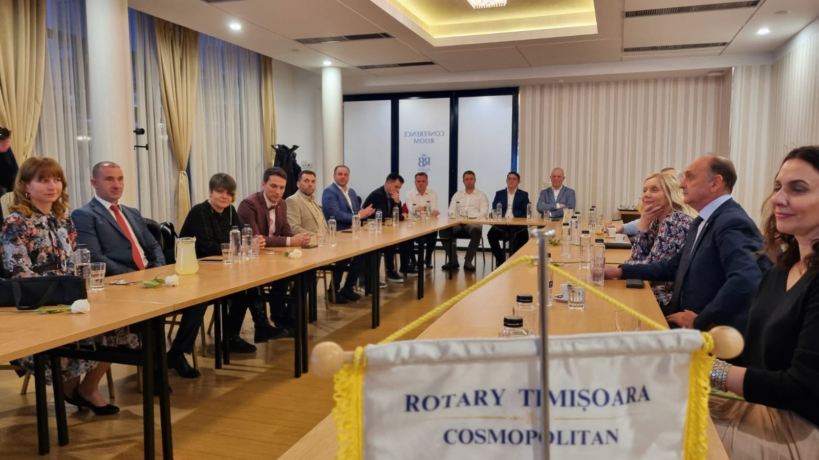 Bratimljenje Twinning agreement Sa radošću saopštavamo da se naš klub 2.