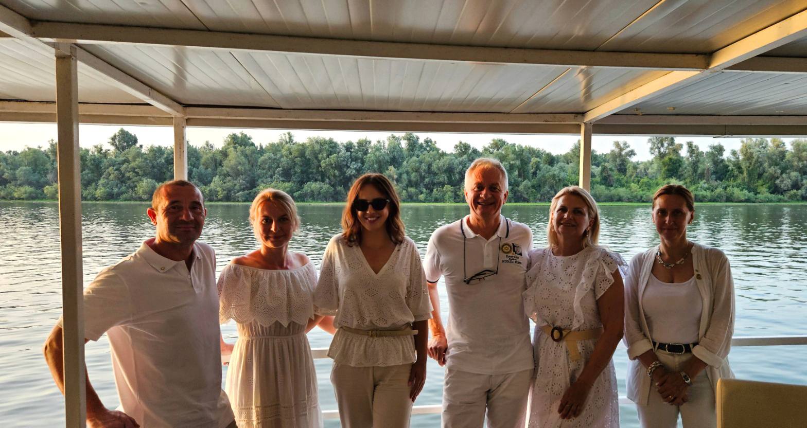 Članovi našeg kluba prisustvovali su humanitarnoj akciji White Cruising u…