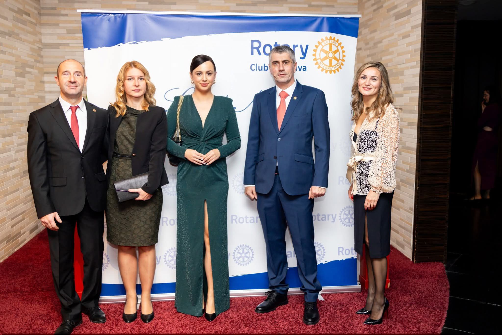 Naši članovi prisustvovali su svečanosti ,,Ladies' night" Rotari kluba Budva.