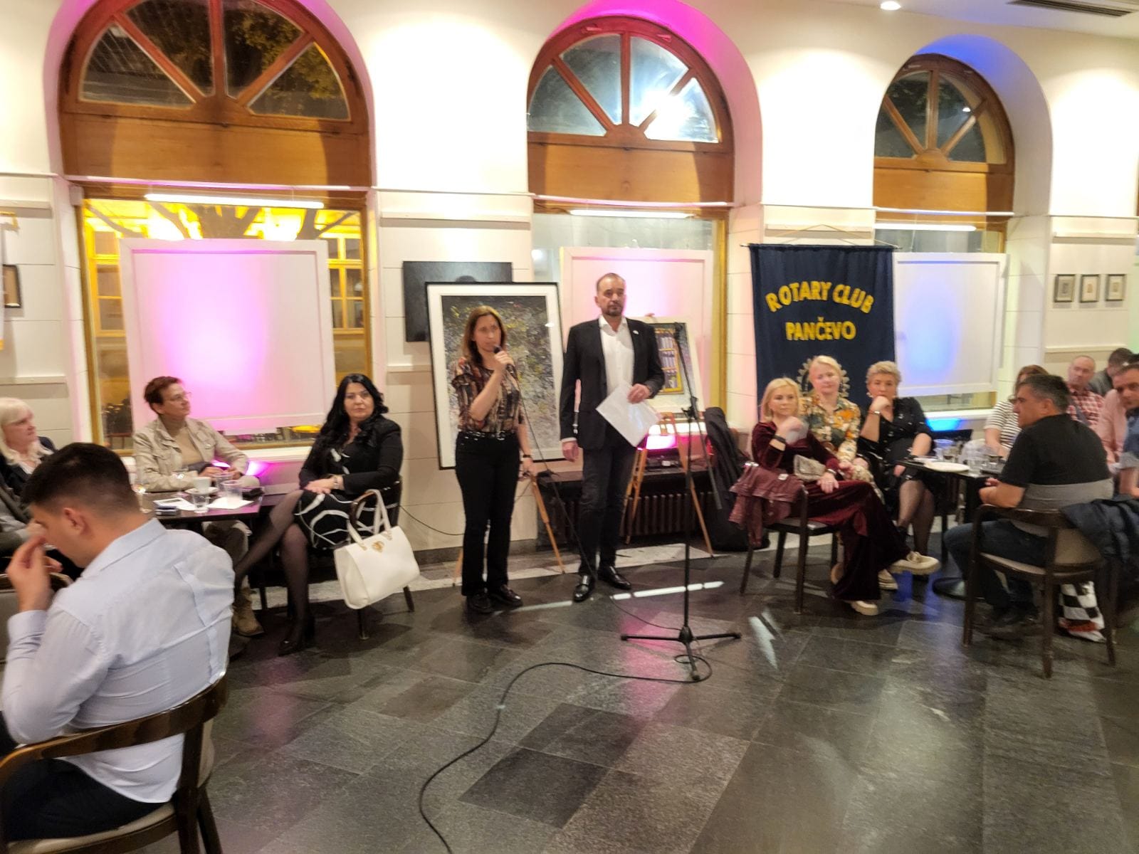 Sonja Jovović, sekretar, i Dragan Milosavljević, članovi našeg kluba…