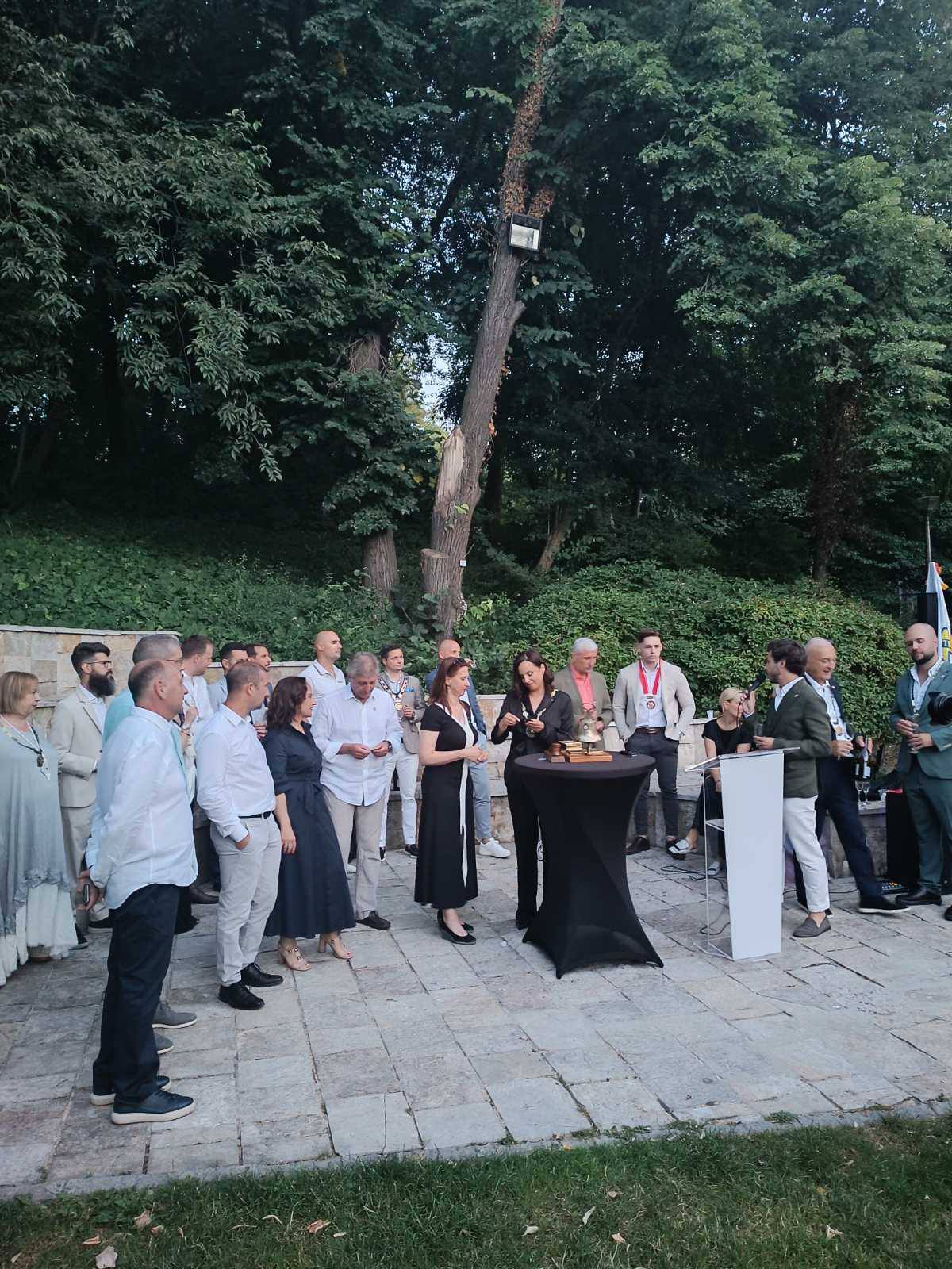 Svečana primopredaja predsedničke dužnosti izvršena je 27.