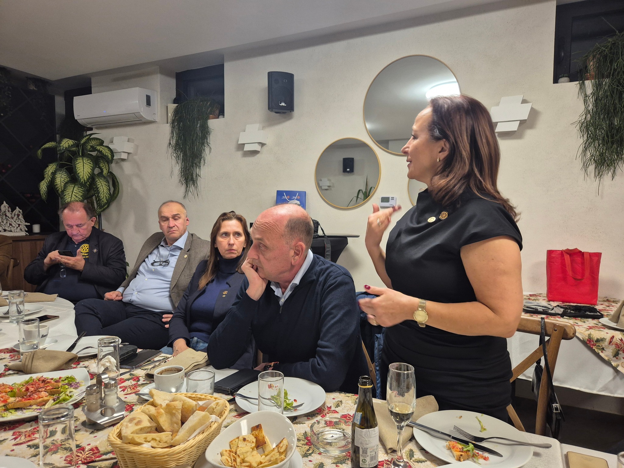 Zajedničkom sastanku klubova Rotary club "Mihajlo Pupin" , Rotary Club…